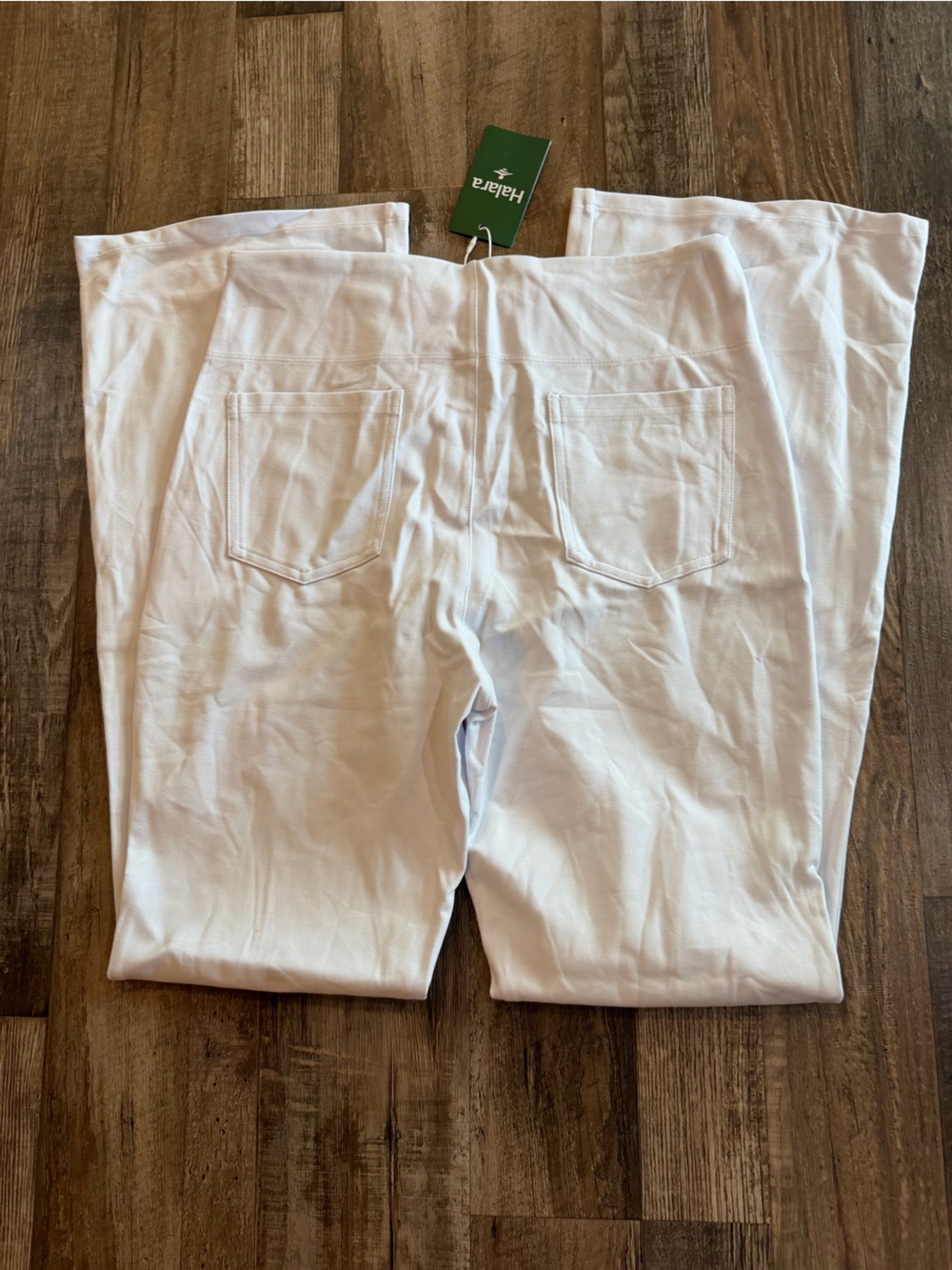 HALARA White Ankle-Length High-Rise Pants with Back Pockets Sz med/reg